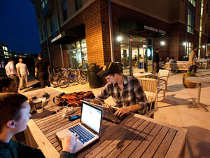 Accent: starbucks at night (300px)
